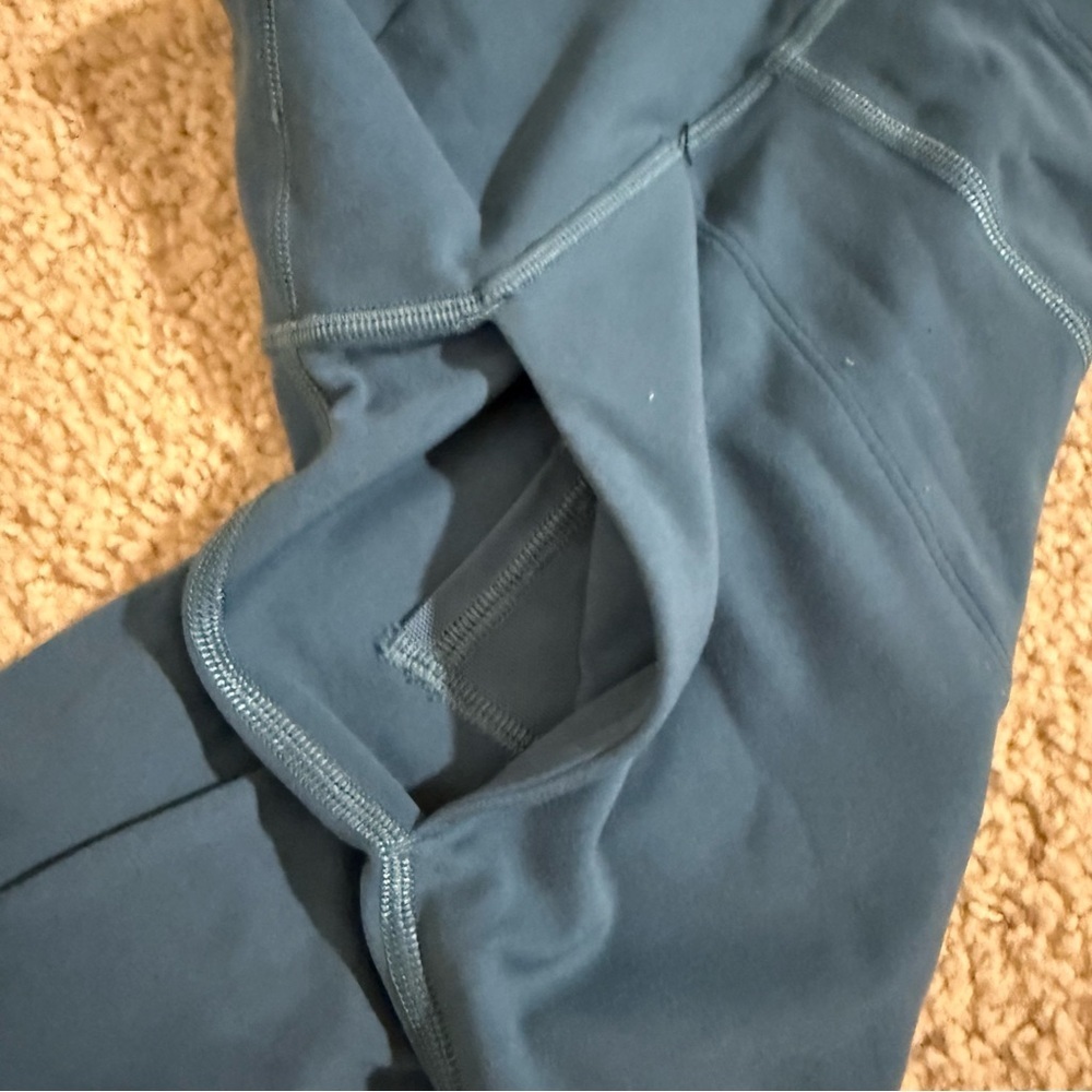 lululemon athletica Align Jogger - Picture 9 of 12